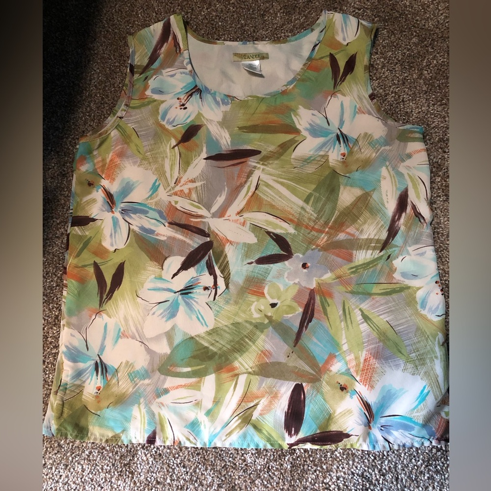 Islander Tropical Floral Scoop Neck Tank in Green, Aqua & White
